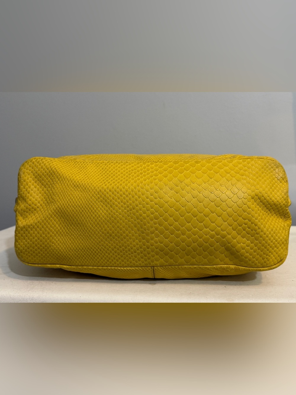 Cole Haan Casey Drawstring Hobo Shoulder Bag Sunflower Yellow Leather - Picture 8 of 16